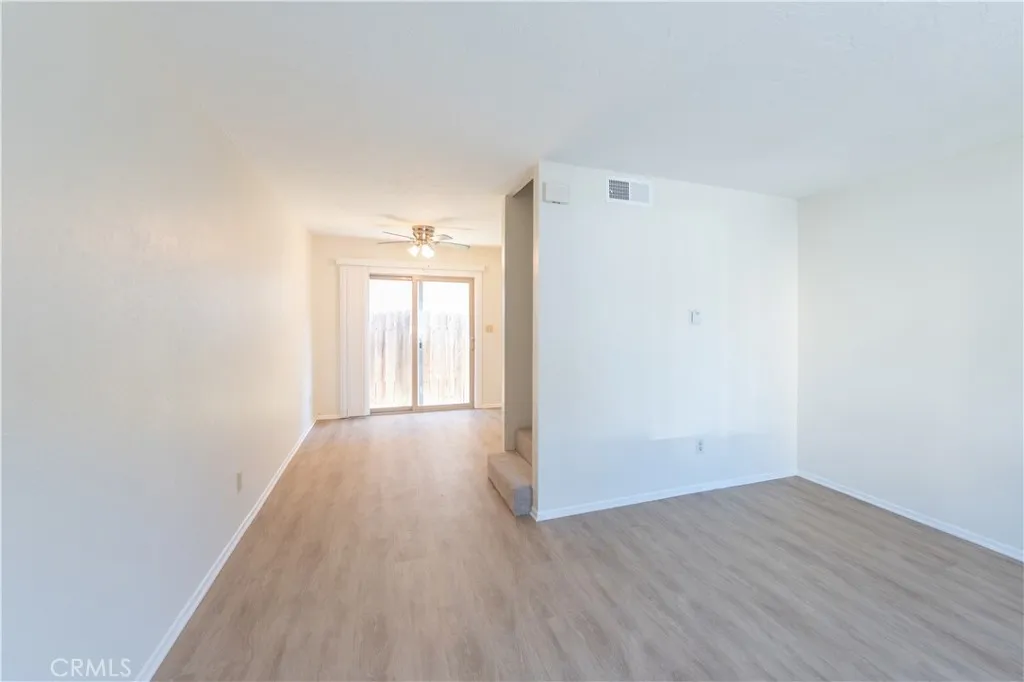 18911 Florida Street, Huntington Beach, California 92648 — photo 5