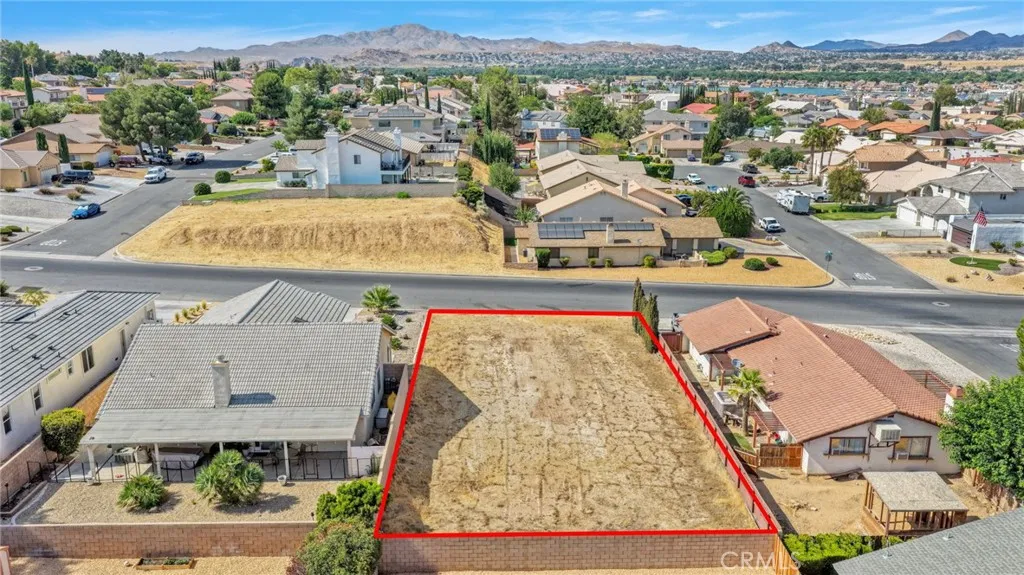 17815 Vista Point, Victorville, California 92395 — photo 5