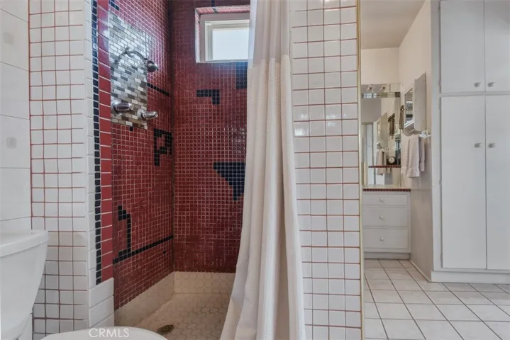 PRIMARY SUITE BATHROOM