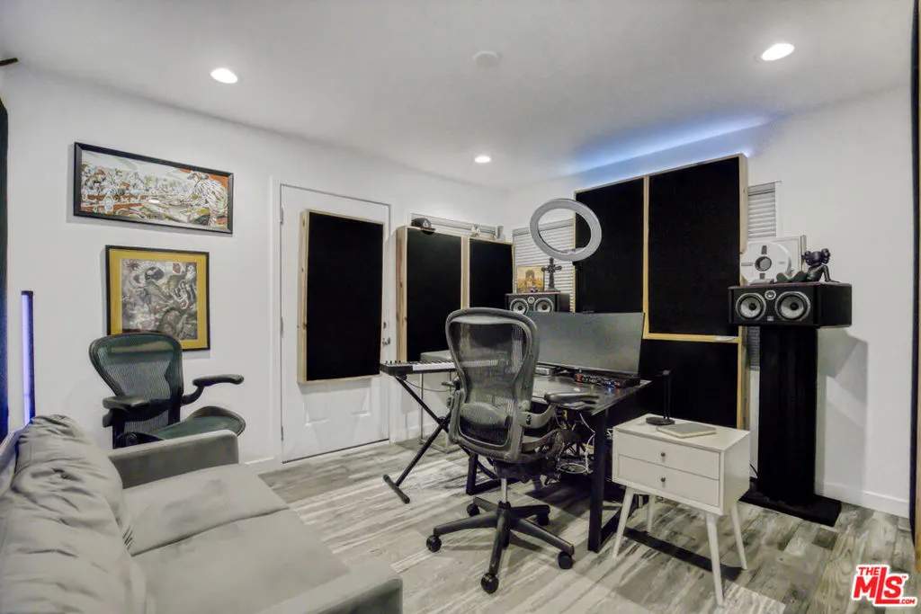 4112 Vanetta Place, Studio City, California 91604 — photo 4