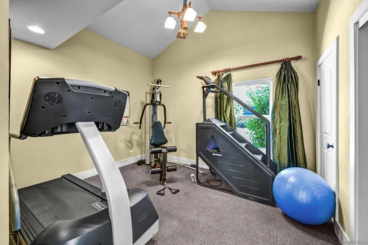 100 Sea Cliff 106, Oceanside, California 92056