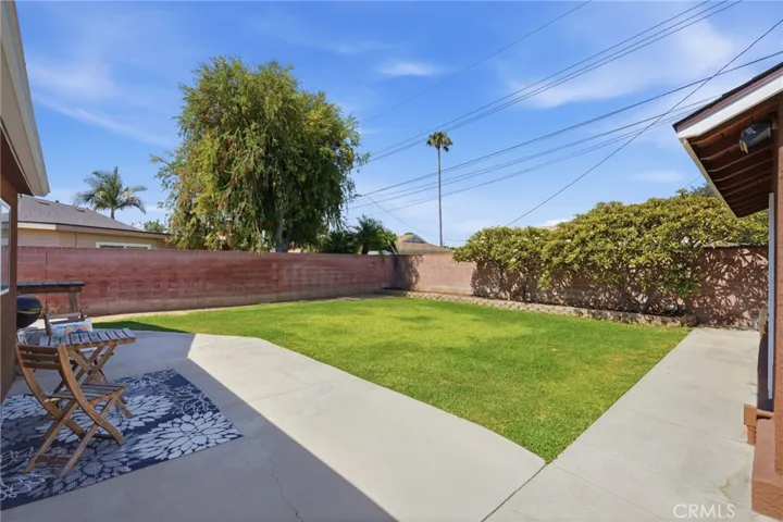 10521 Greenbush, Whittier, California 90604