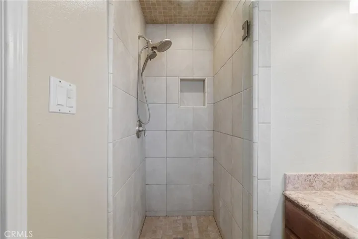 10521 Greenbush, Whittier, California 90604