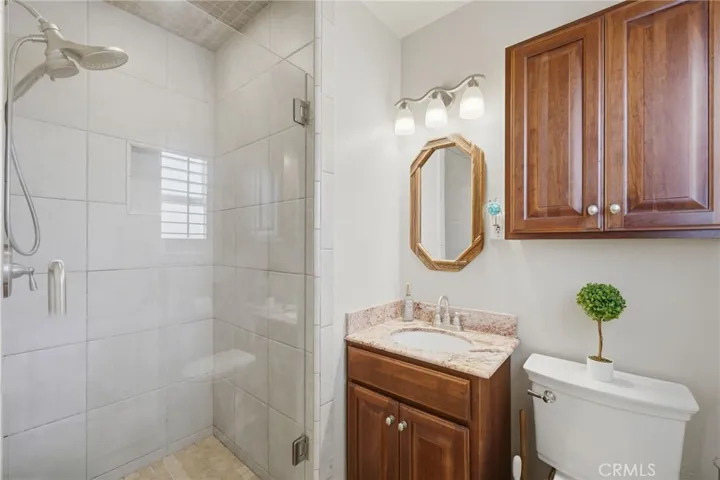 10521 Greenbush, Whittier, California 90604