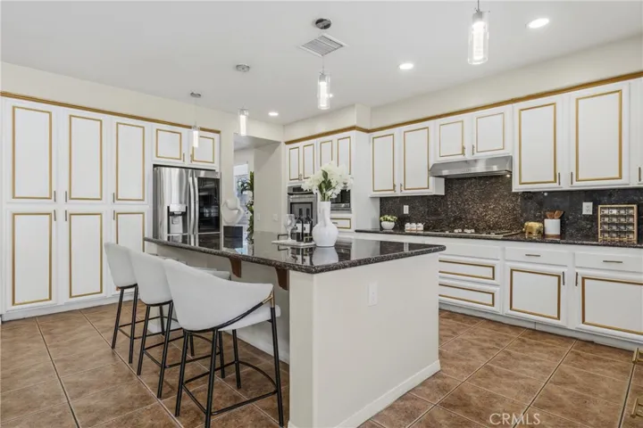 7391 Saintsbury, Rancho Cucamonga, California 91739