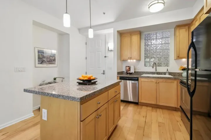 800 N 8th Street 101, San Jose, California 95112