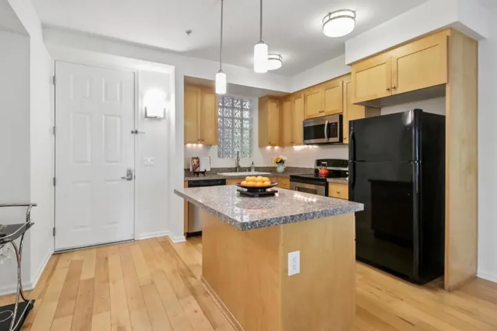 800 N 8th Street 101, San Jose, California 95112