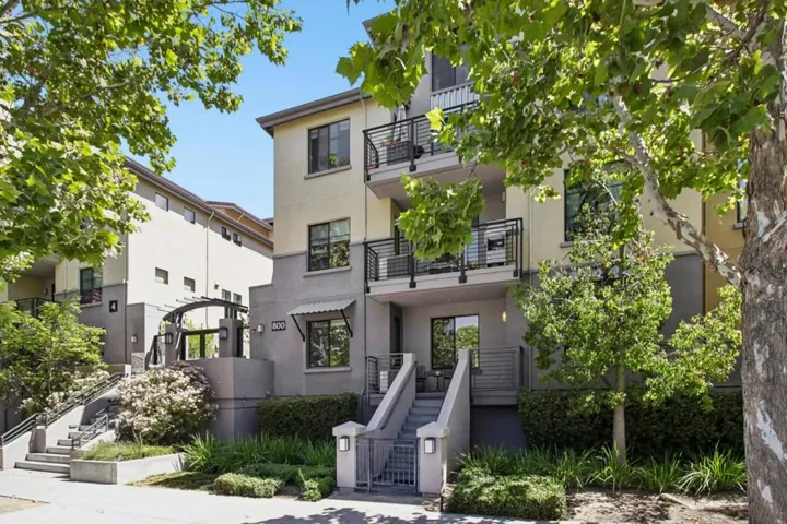 800 N 8th Street 101, San Jose, California 95112
