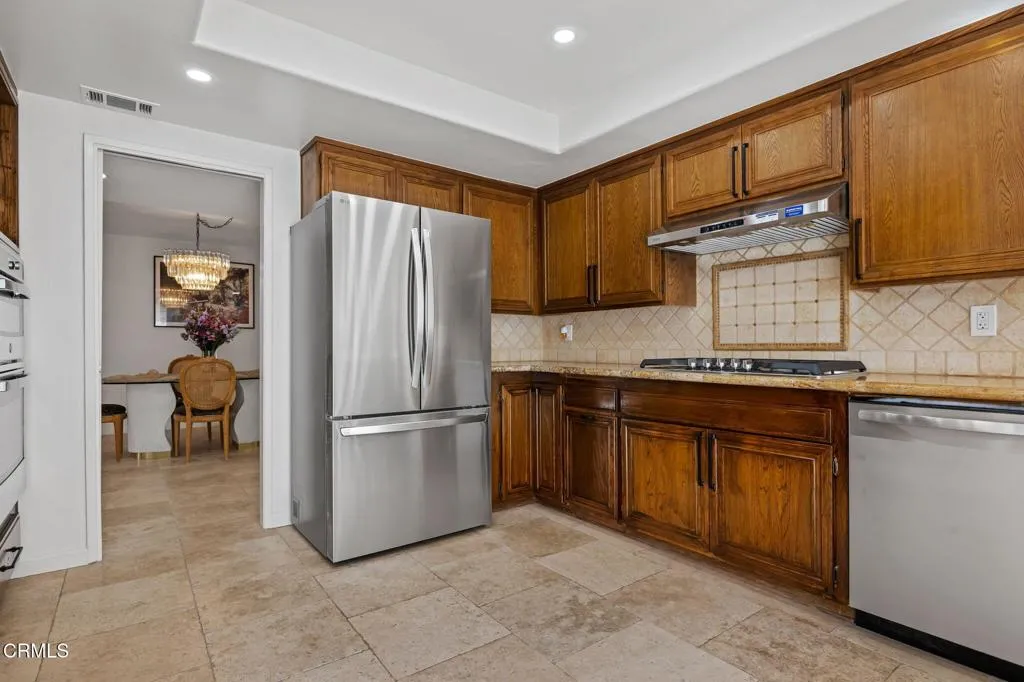 15-Kitchen
