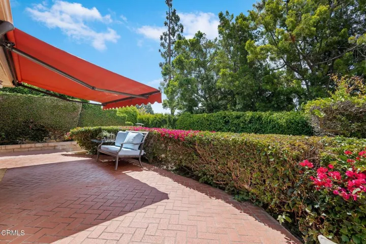 16-Back Patio