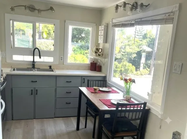 523 N Vulcan Avenue 3, Encinitas, California 92024