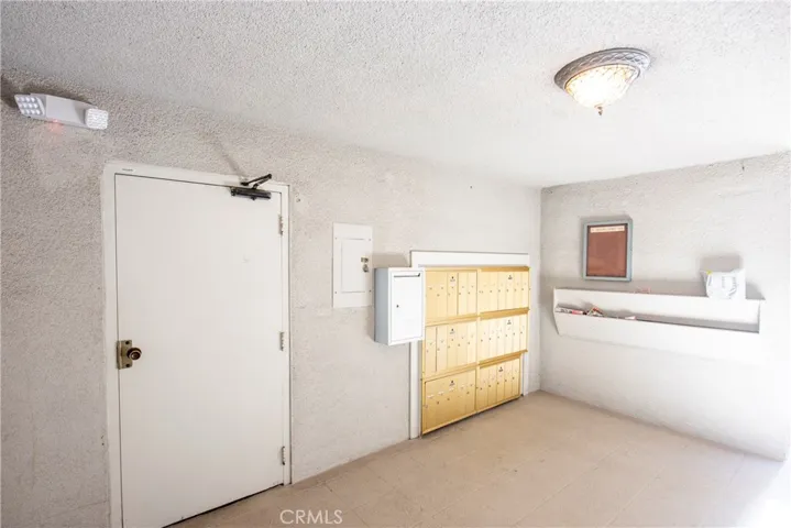 Common Area Mail & Laundry