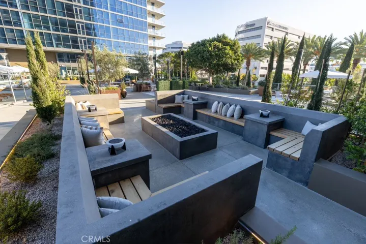 9 Macarthur 1605, Santa Ana, California 92707