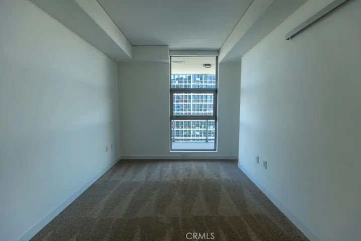 9 Macarthur 1605, Santa Ana, California 92707