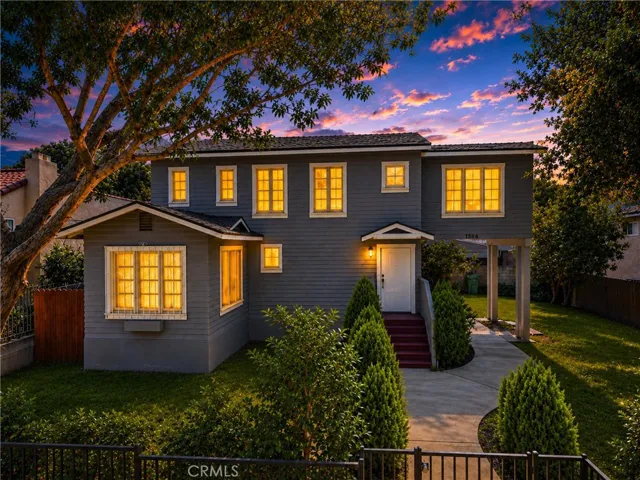 1394 N Raymond, Pasadena, California 91103