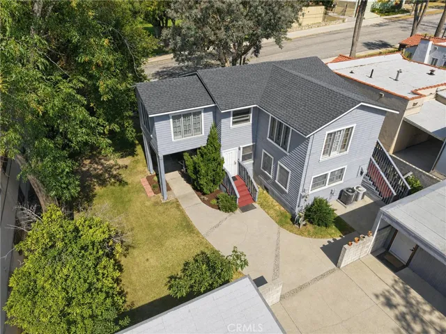 1394 N Raymond, Pasadena, California 91103
