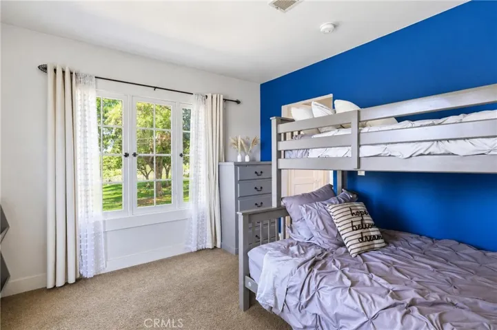 1394 N Raymond, Pasadena, California 91103
