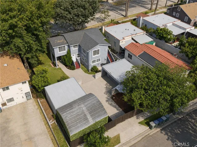 1394 N Raymond, Pasadena, California 91103