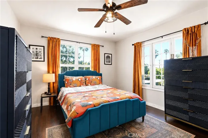 1394 N Raymond, Pasadena, California 91103