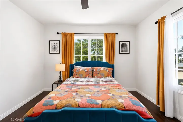 1394 N Raymond, Pasadena, California 91103