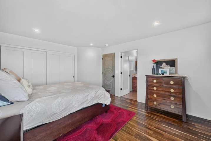 100 Oakland, Capitola, California 95010
