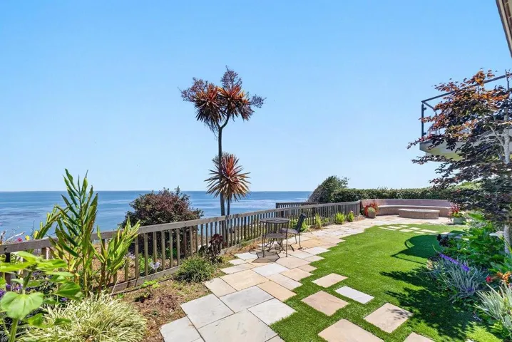 100 Oakland, Capitola, California 95010