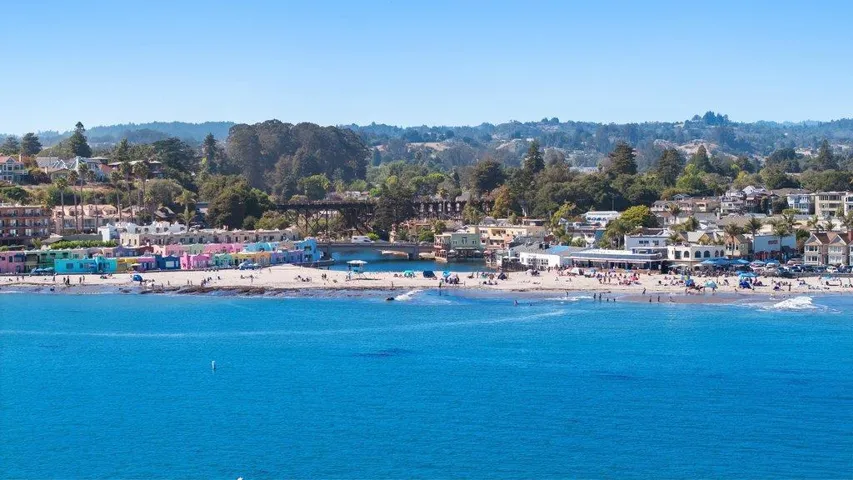 100 Oakland, Capitola, California 95010