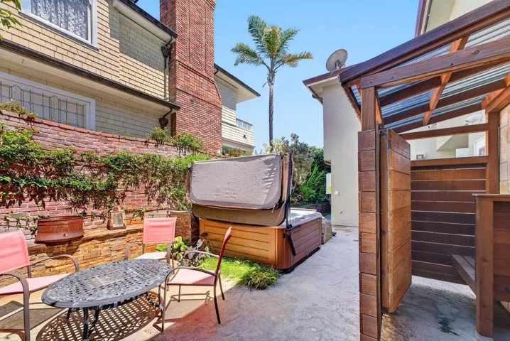 100 Oakland, Capitola, California 95010
