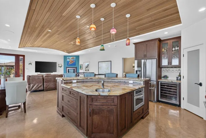 100 Oakland, Capitola, California 95010