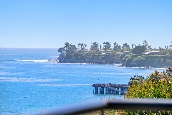 100 Oakland, Capitola, California 95010