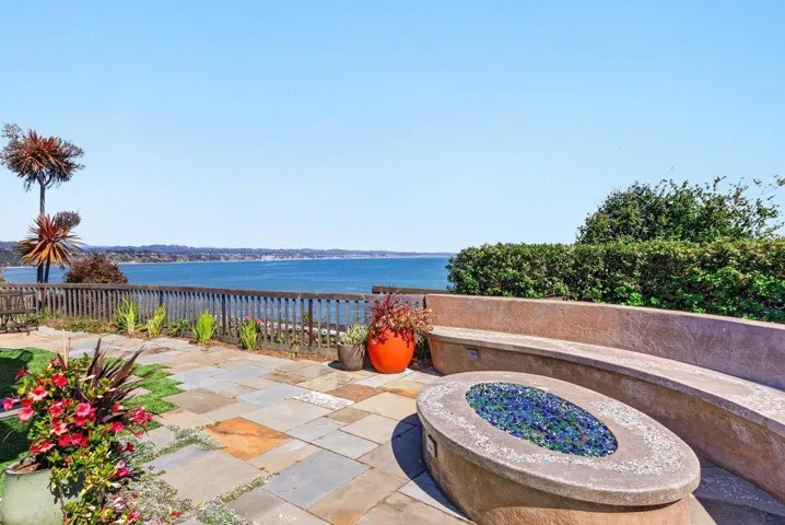 100 Oakland, Capitola, California 95010