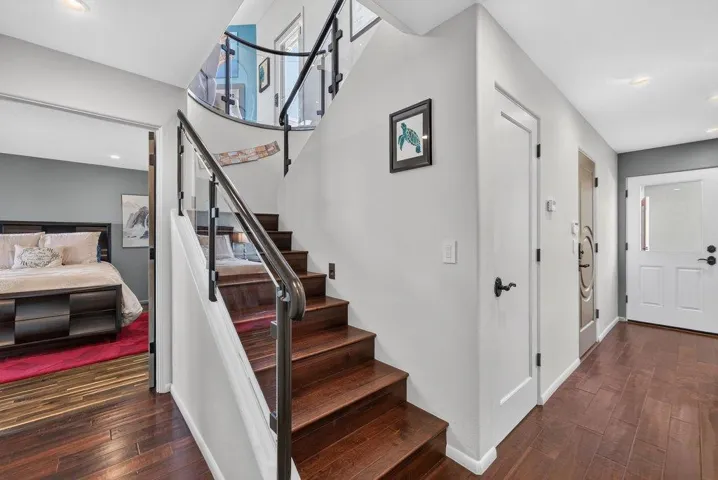 100 Oakland, Capitola, California 95010