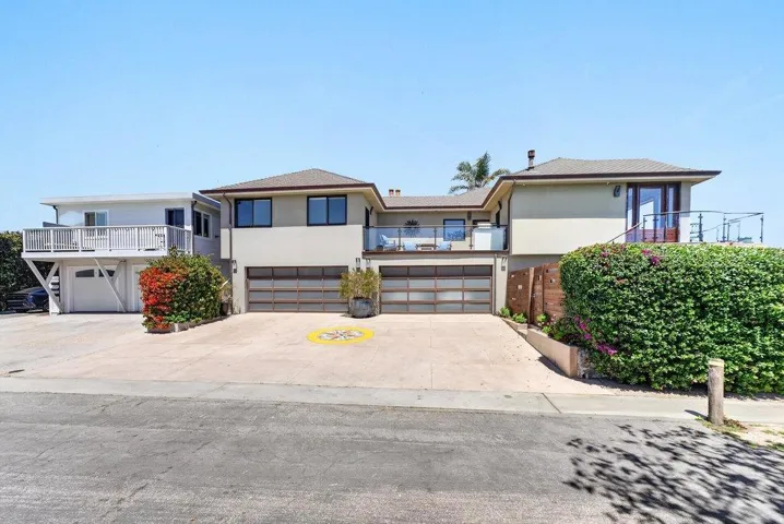 100 Oakland, Capitola, California 95010
