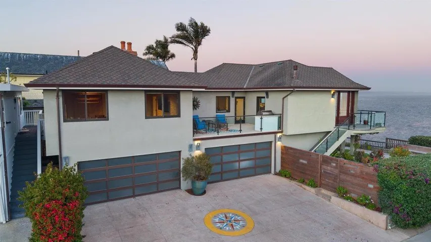 100 Oakland, Capitola, California 95010