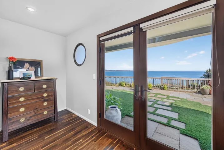 100 Oakland, Capitola, California 95010