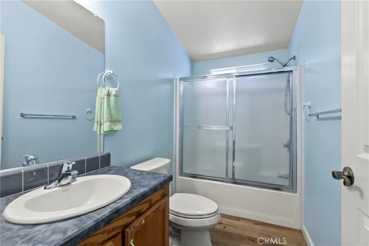 bathroom off the hallway