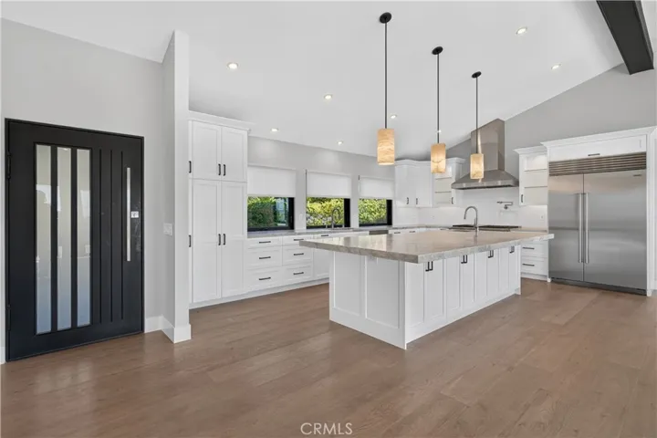 5630 Sunmist, Rancho Palos Verdes, California 90275
