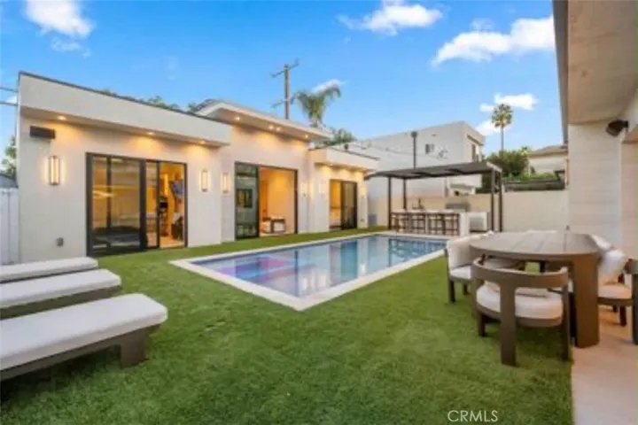 5028 Lindley, Encino, California 91316 — photo 4