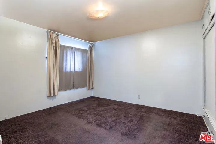 6124 S Victoria Avenue, Los Angeles, California 90043