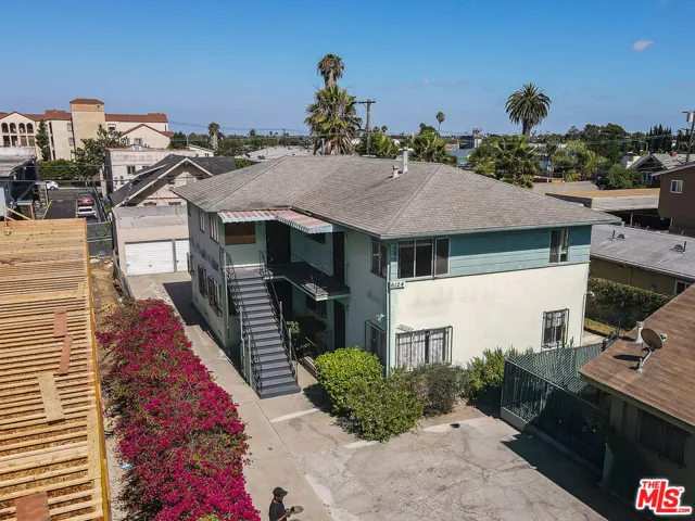 6124 S Victoria Avenue, Los Angeles, California 90043