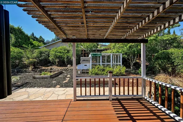 5706 Pepperridge Way, Concord, California 94521