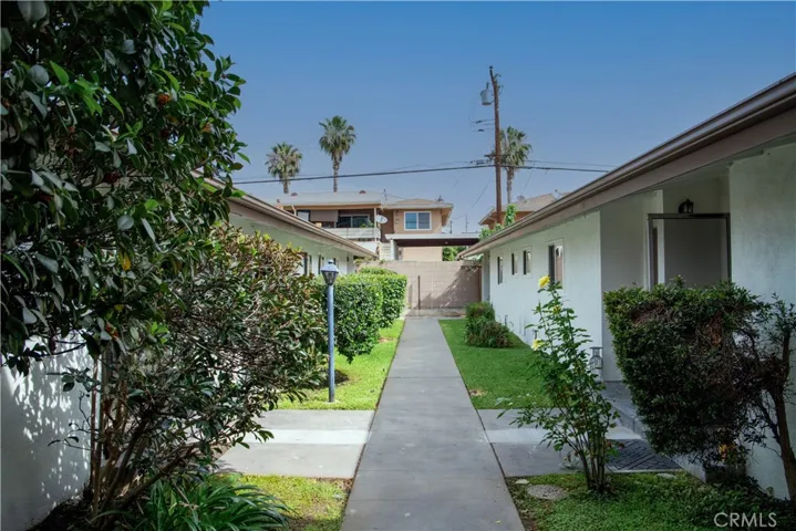500 S 1st 502, Covina, California 91723
