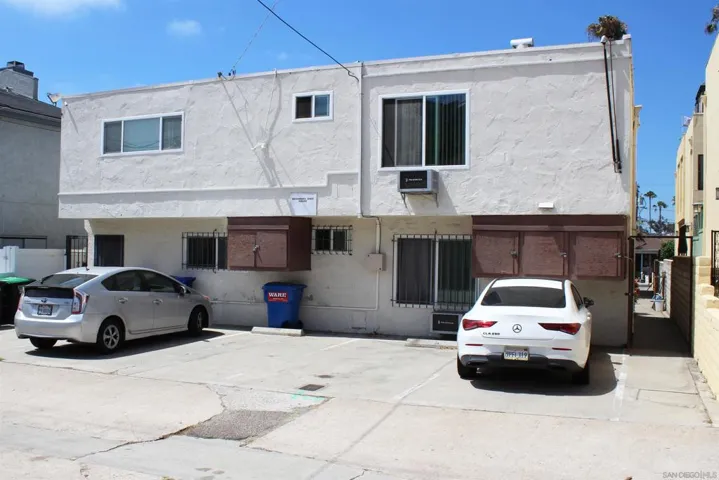 1021 Essex Street, San Diego, California 92103