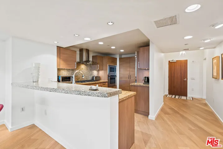 13650 Marina Pointe Drive 704, Marina Del Rey, California 90292