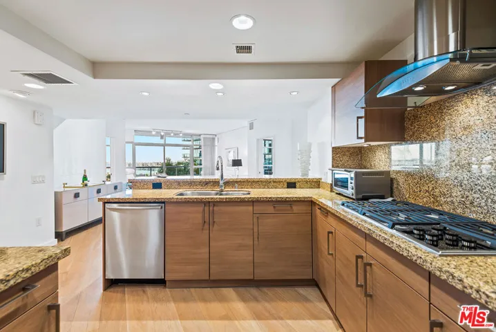 13650 Marina Pointe Drive 704, Marina Del Rey, California 90292