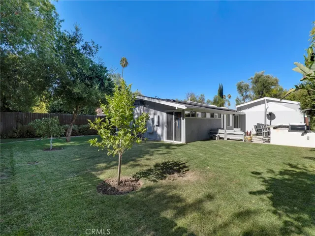 6213 Lubao, Woodland Hills, California 91367