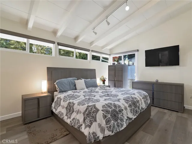 6213 Lubao, Woodland Hills, California 91367