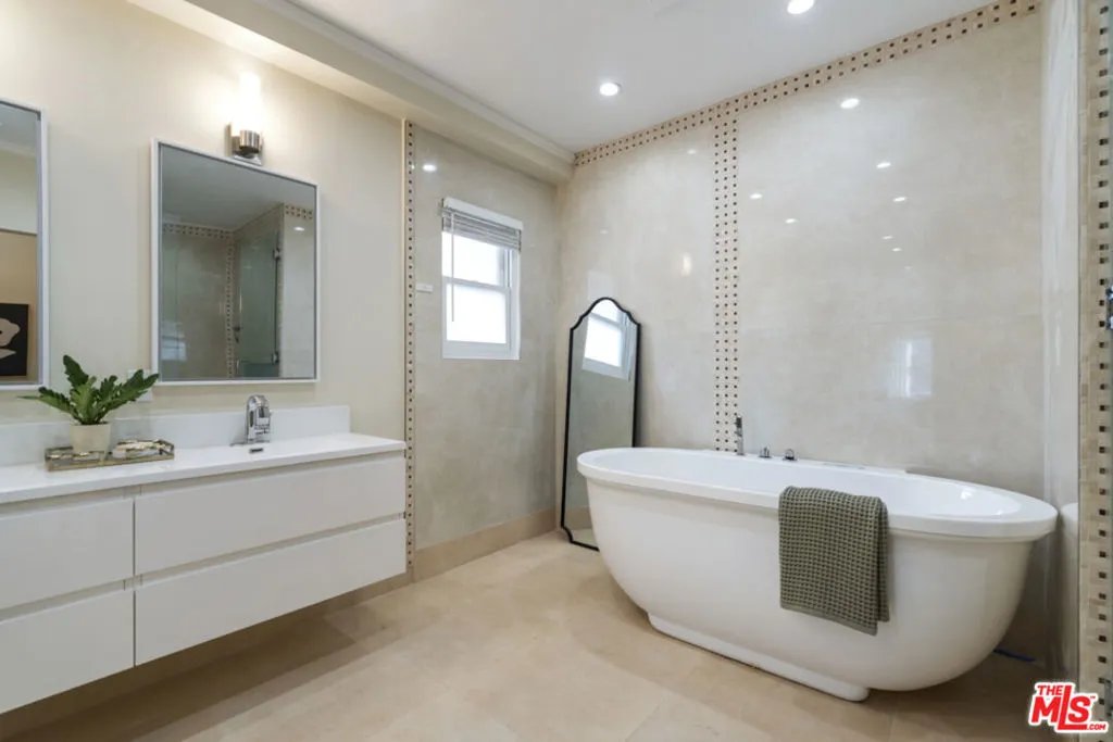 Primary/Master Bath