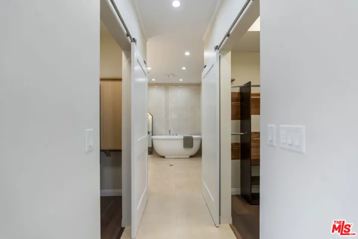 1810 Westmoreland Boulevard, Los Angeles, California 90006