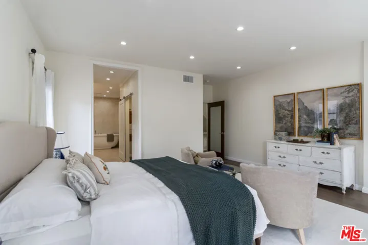 1810 Westmoreland Boulevard, Los Angeles, California 90006